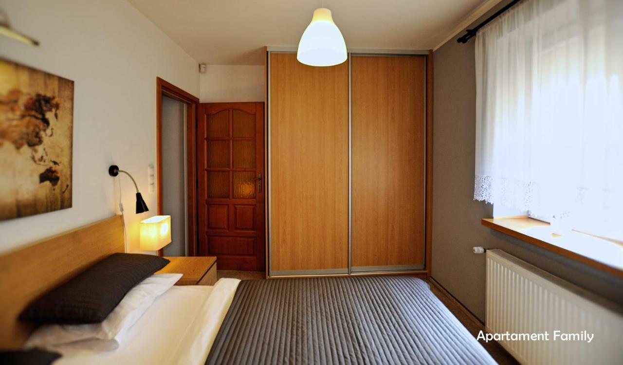 Bialy Dom - 2 Bedrooms Katowice Exterior foto