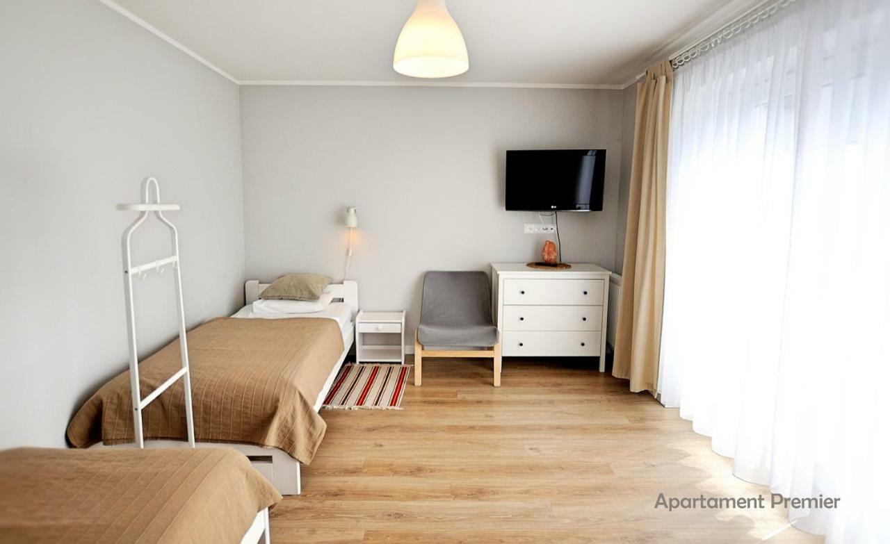Bialy Dom - 2 Bedrooms Katowice Exterior foto